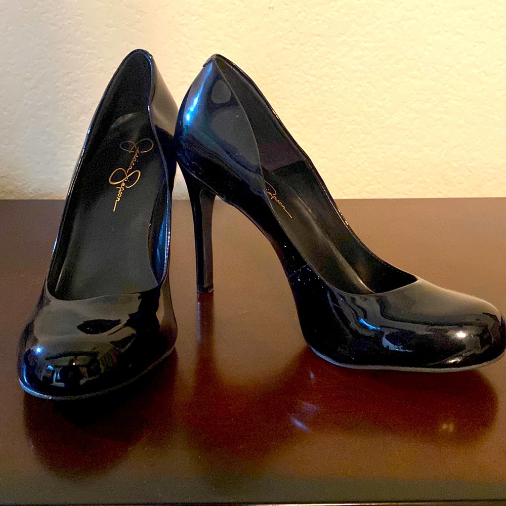 Jessica Simpson heels